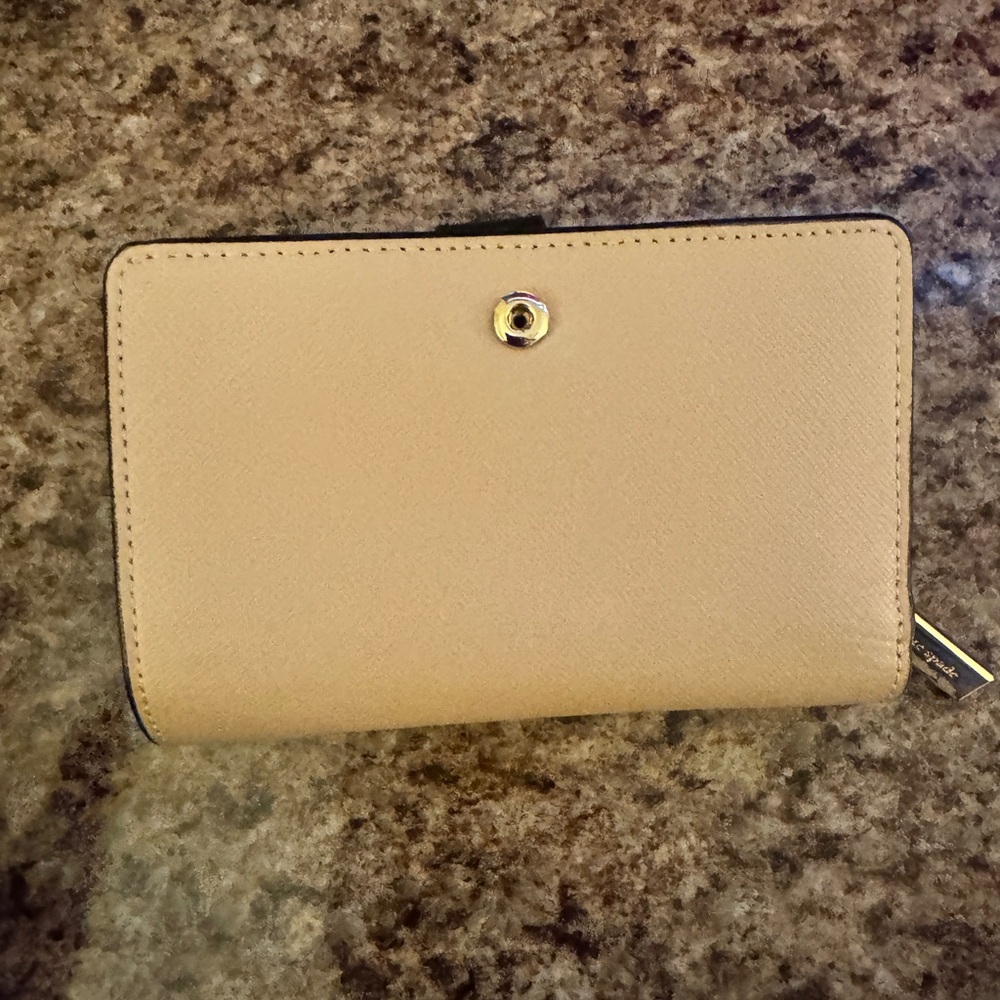Kate Spade Black and Cream Wallet (Medium) - Picture 5 of 5